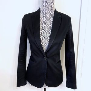 ZARA WOMAN Fitted Blazer in Black, Size S